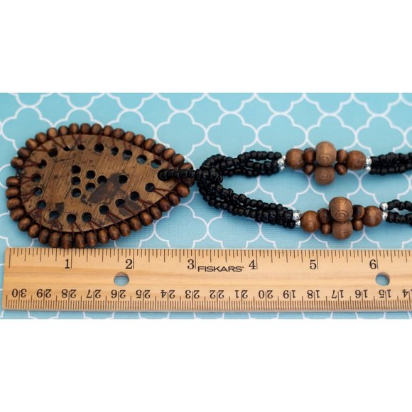 Vintage Wooden Elegant Design Necklace 24 1/2 inch - R4 - Picture 4 of 4